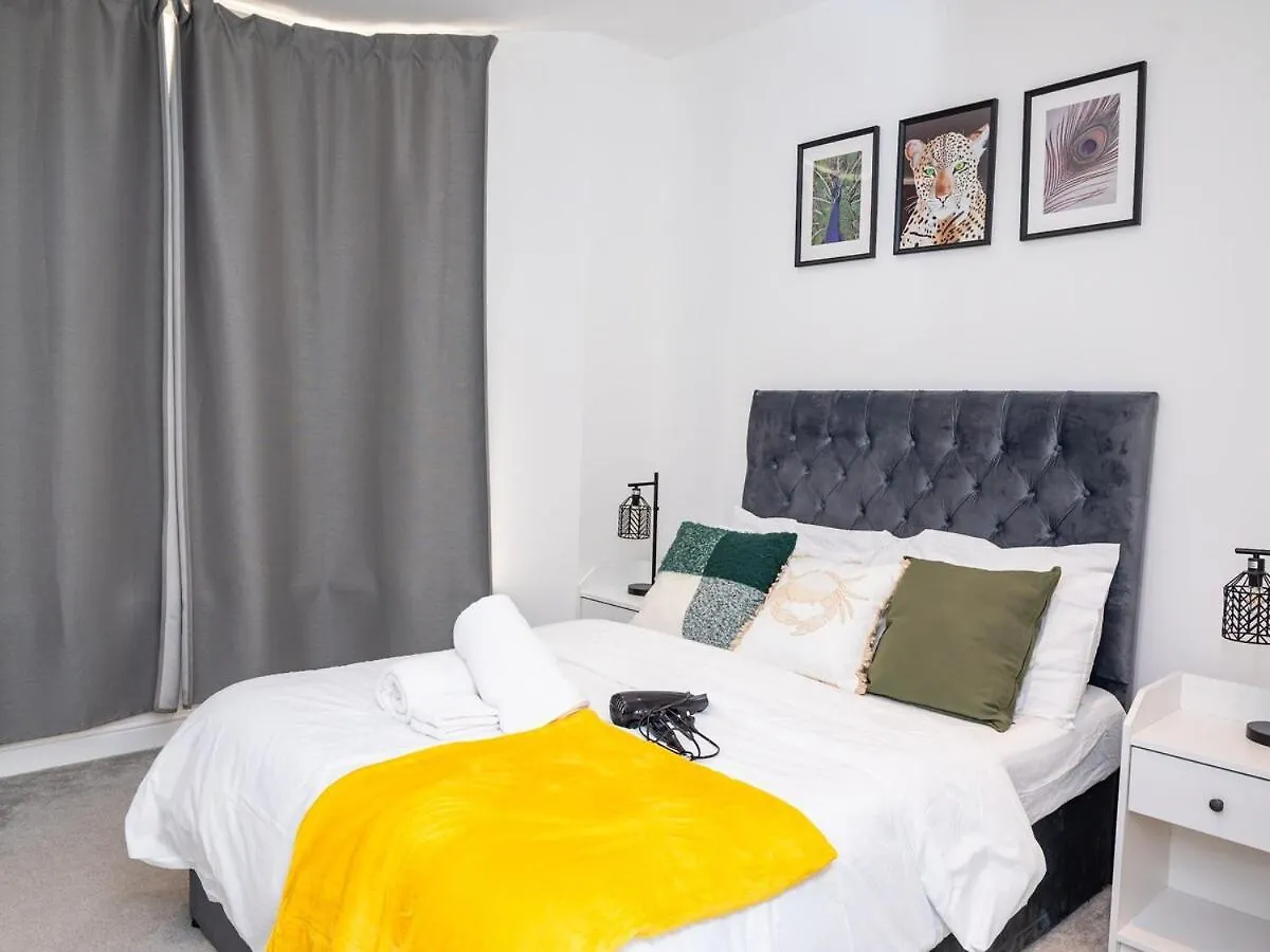 Central Cardiff City Apartment United Kingdom