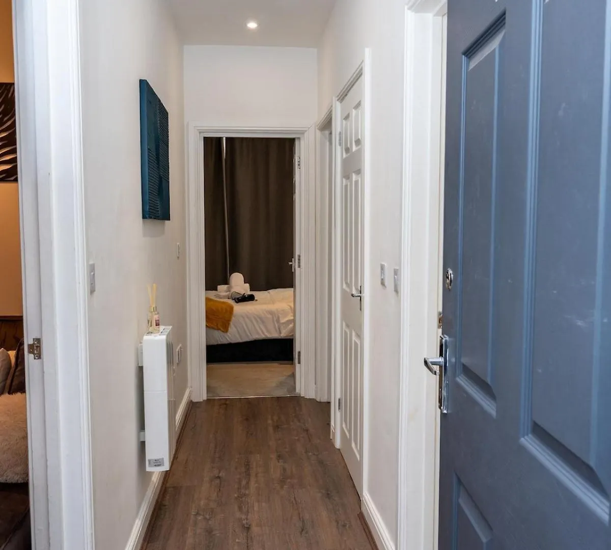 Central Cardiff City Apartment